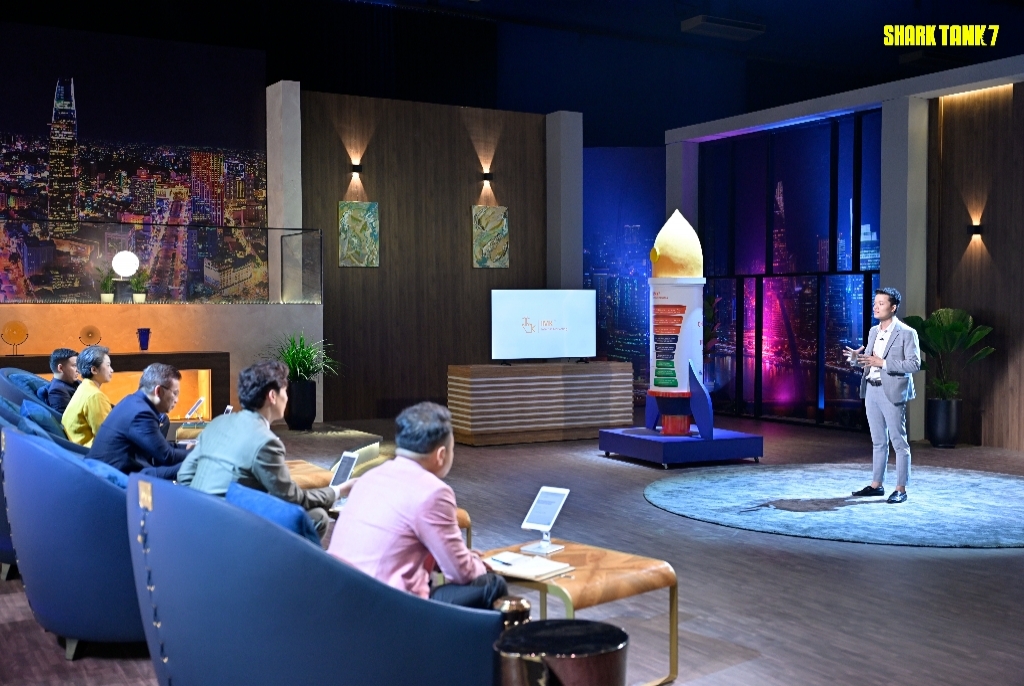 Hình ảnh tuyệt đẹp khi tham dự Shark Tank Việt Nam mùa 7