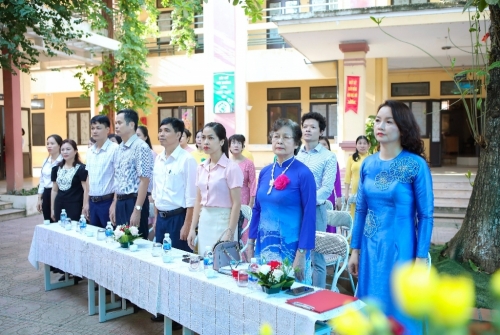 IMK Việt Nam tài trợ cho trường Tiểu học Vân Canh trị giá 150tr