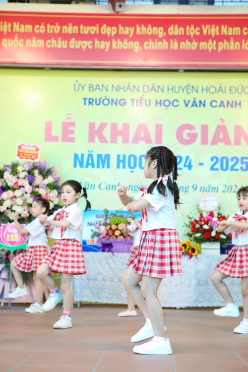 IMK Việt Nam tài trợ cho trường Tiểu học Vân Canh trị giá 150tr