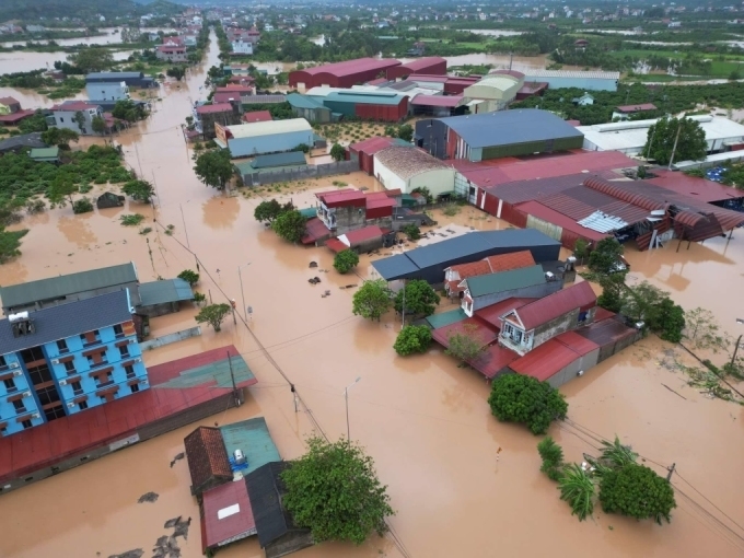 Ngập nặng tại phố Kim, huyện Lục Ngạn, Bắc Giang. Ảnh: Nguyên Vi