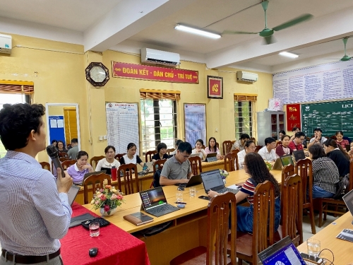 IMK triển khai tập huấn chuyển đổi số tại trường THCS Vân Canh